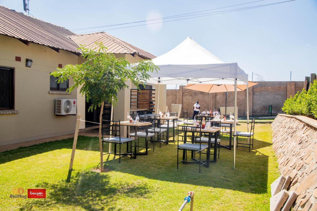 Douglas Lodge & Apartments Lilongwe Exterior foto